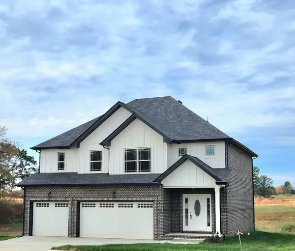 974 Alton Dr, Clarksville, TN 37043