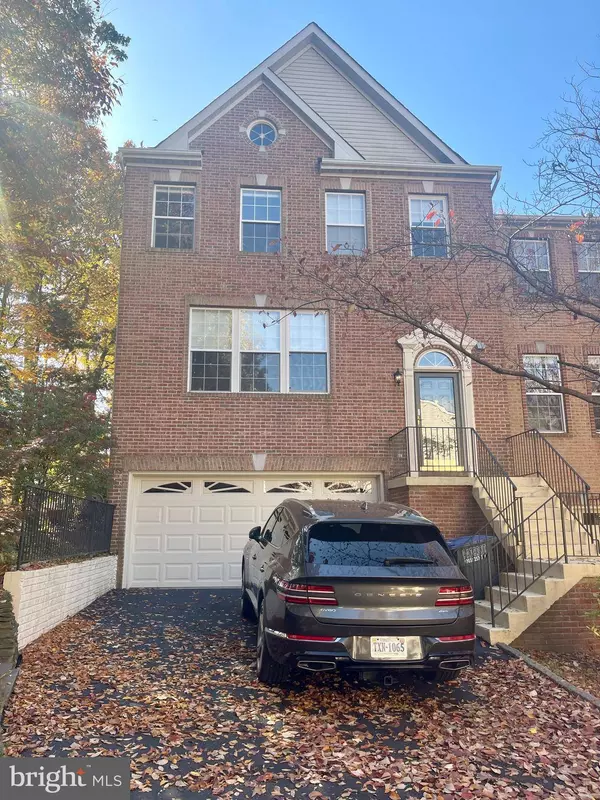 4026 ROSEMEADE DR, Fairfax, VA 22033