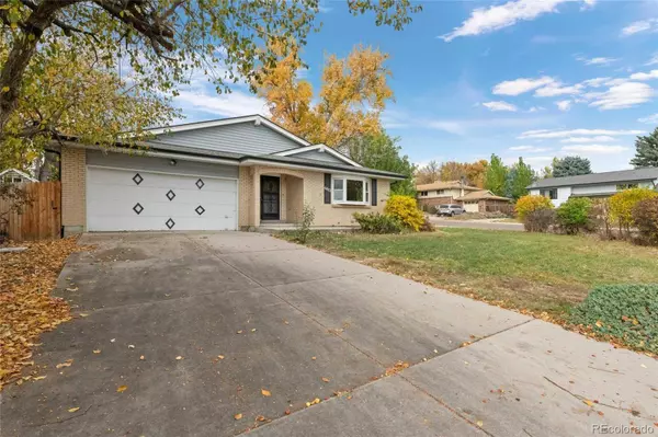 6872 W 69th AVE, Arvada, CO 80003