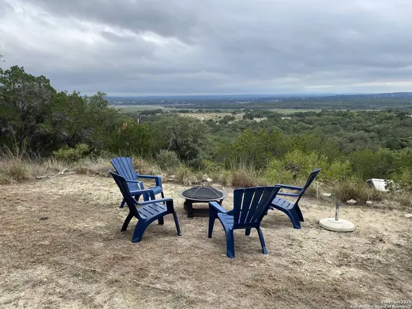 28612 PARADISE MANOR DR, Marble Falls, TX 78654