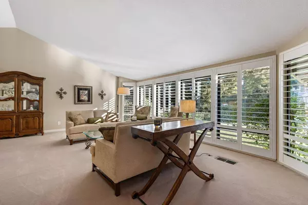 6330 N Point WAY, Sacramento, CA 95831