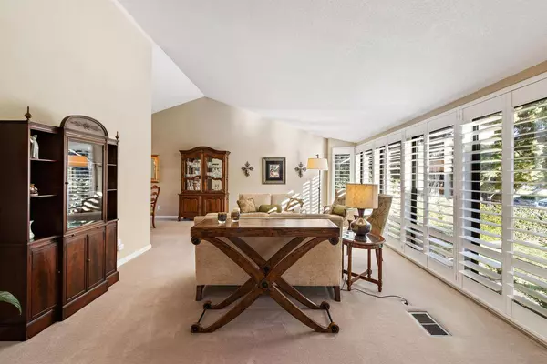 6330 N Point WAY, Sacramento, CA 95831