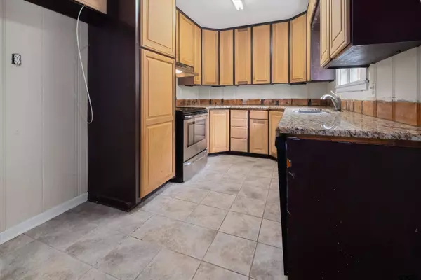 104 Westwood Dr, Troup, TX 75789