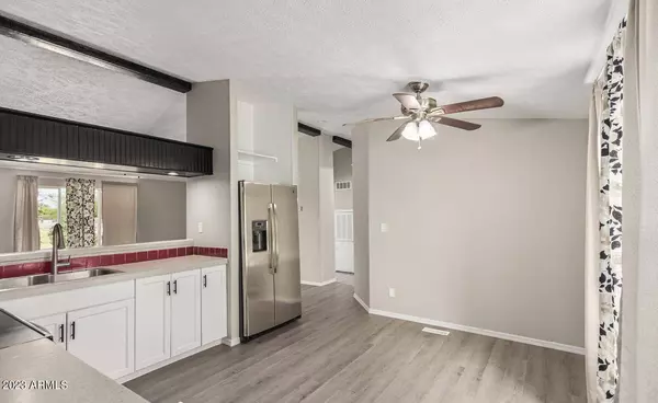 {} W HUNTINGTON Drive, Buckeye, AZ 85326