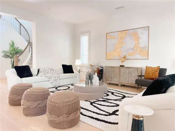 63 Eider RUN, Irvine, CA 92618