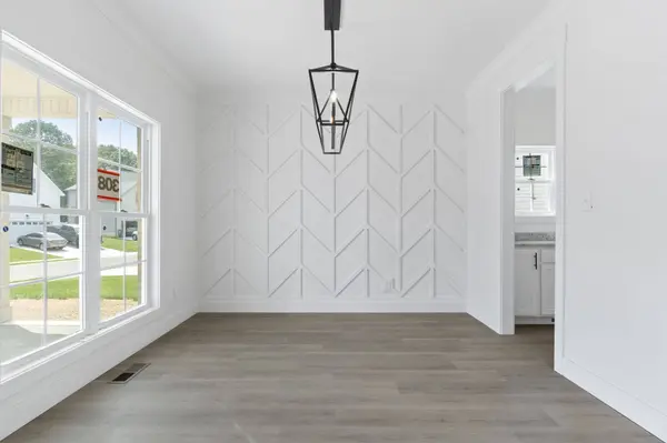 220 Sherlock Dr, Clarksville, TN 37043