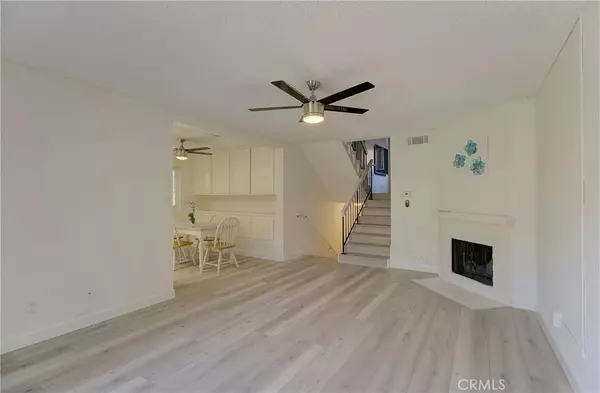 1273 Alessandro DR, Newbury Park, CA 91320