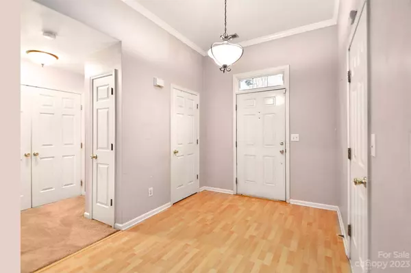 6311 Stoney Valley CT, Charlotte, NC 28269