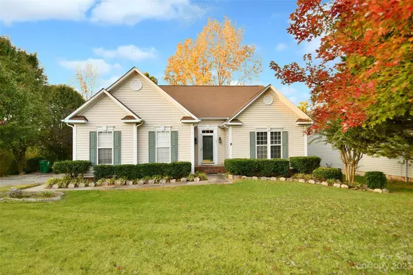 6311 Stoney Valley CT, Charlotte, NC 28269