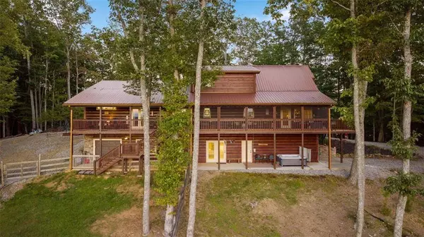 400 WOODLAND RIDGE DR, Morganton, GA 30560