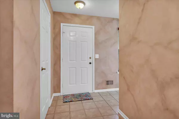 3 MORGAN CT, Marlton, NJ 08053