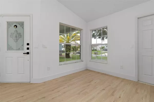 107 SUNNY OAK TRL, Kissimmee, FL 34746