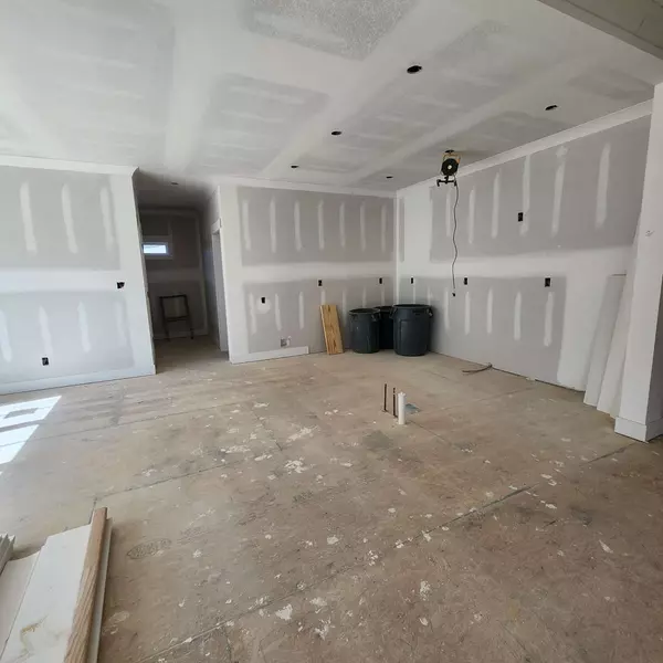 200 Sherlock Dr, Clarksville, TN 37043