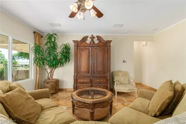 7826 Lyrebird Drive, North Las Vegas, NV 89084