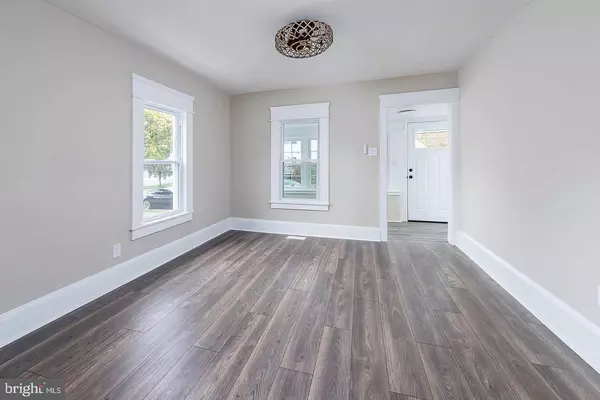 38 12TH AVE, Glendora, NJ 08029