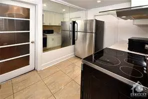 240 MARIER AVE, Ottawa, ON K1L 5R1