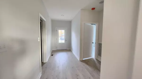 1734 Oak Forest Dr, Clarksville, TN 37043