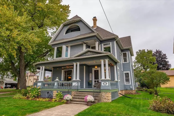 152 S Birdsey Street, Columbus, WI 53925