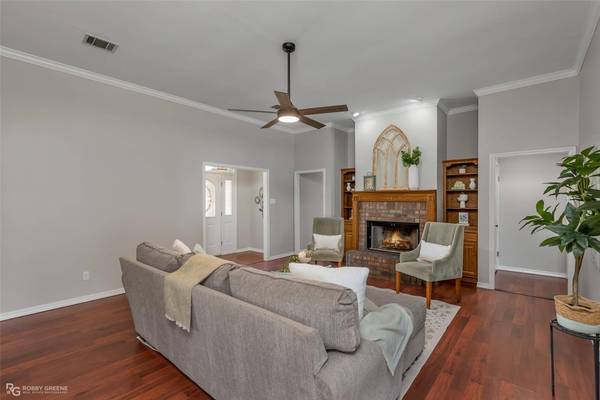 1954 Palmetto Road, Benton, LA 71006