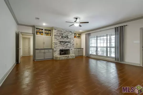 3613 SESSIONS DR, Baton Rouge, LA 70816