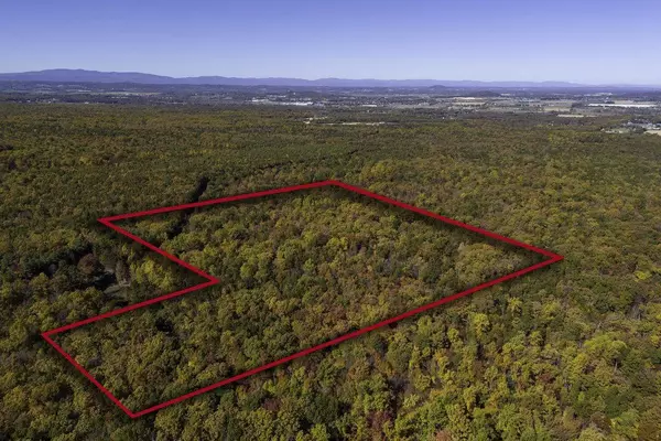 4332 COAL RD, Stuarts Draft, VA 24477