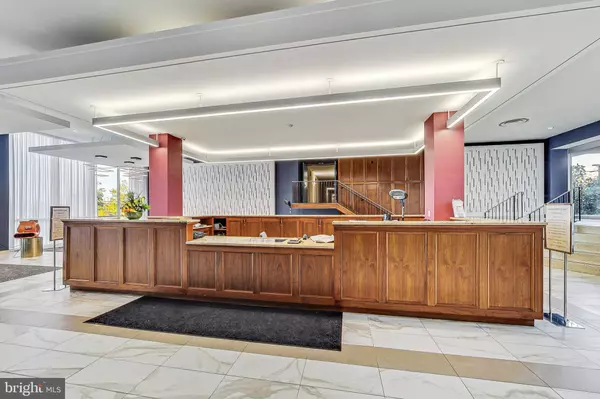 4600 DUKE ST #927, Alexandria, VA 22304