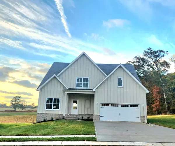 1734 Oak Forest Dr, Clarksville, TN 37043