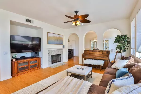 957 Wind Cave, Chula Vista, CA 91914