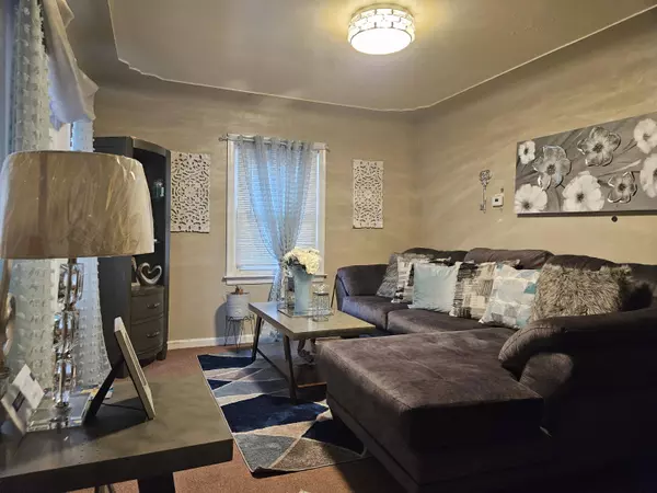 2912 Temple Street, Muskegon Heights, MI 49444