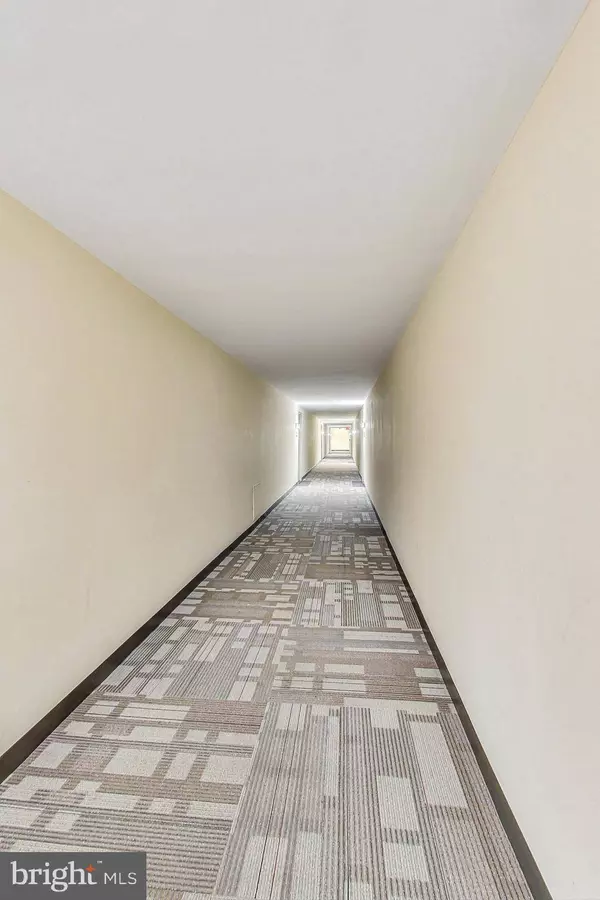 4600 DUKE ST #723, Alexandria, VA 22304