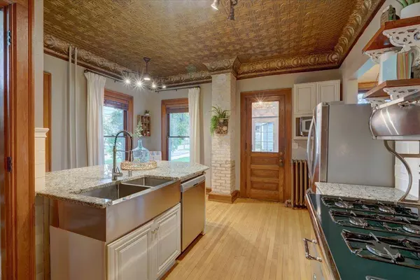 152 S Birdsey Street, Columbus, WI 53925