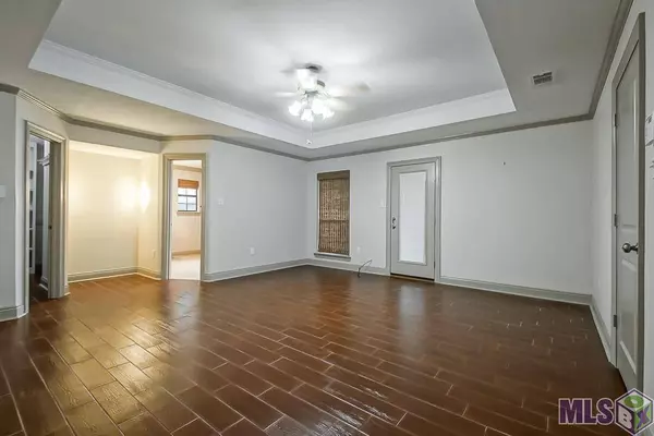 3613 SESSIONS DR, Baton Rouge, LA 70816