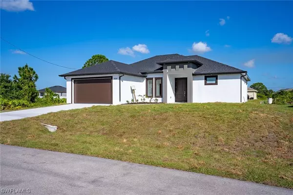 2604 25th ST SW, Lehigh Acres, FL 33976