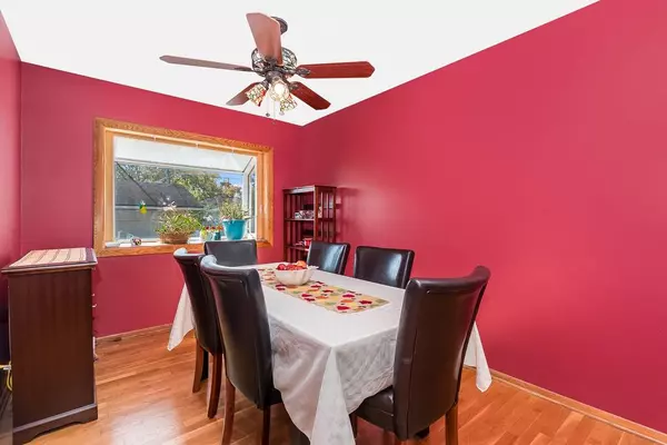 2813 192nd ST, Lansing, IL 60438