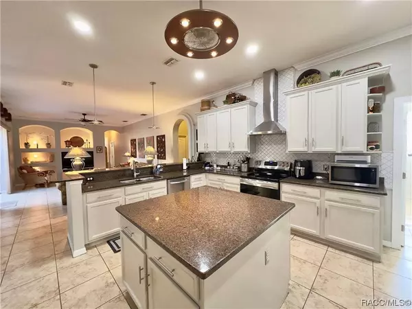 48 Lupine ST, Homosassa, FL 34446