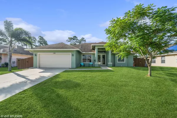 1732 SW Effland AVE, Port Saint Lucie, FL 34953