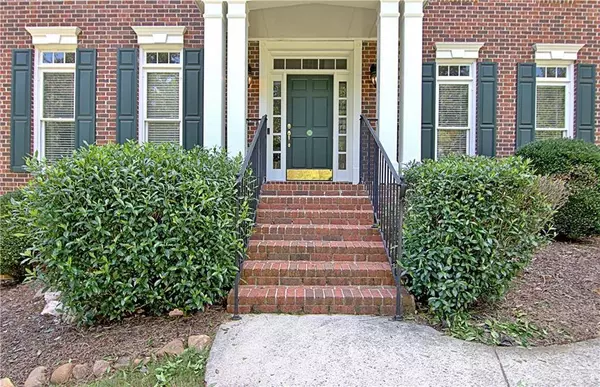 165 Stonehaven DR, Fayetteville, GA 30215