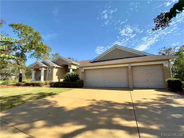 48 Lupine ST, Homosassa, FL 34446