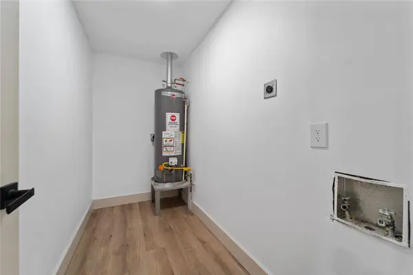 3925 Ivy Ridge Street, Dallas, TX 75241