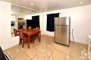 240 MARIER AVE, Ottawa, ON K1L 5R1