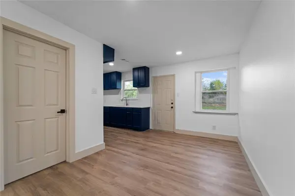 3925 Ivy Ridge Street, Dallas, TX 75241