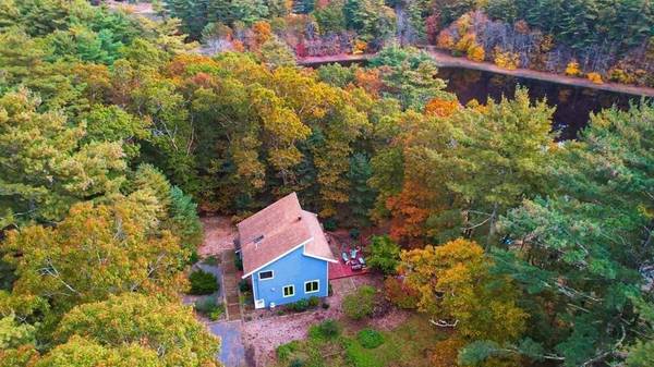 44 Pond, Carver, MA 02330
