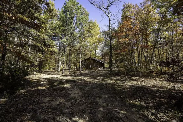 4332 COAL RD, Stuarts Draft, VA 24477