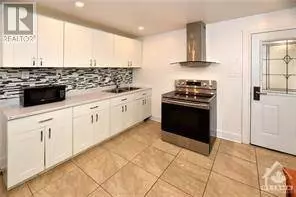 240 MARIER AVE, Ottawa, ON K1L5R1
