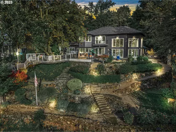 14225 SE FAIROAKS LN, Milwaukie, OR 97267