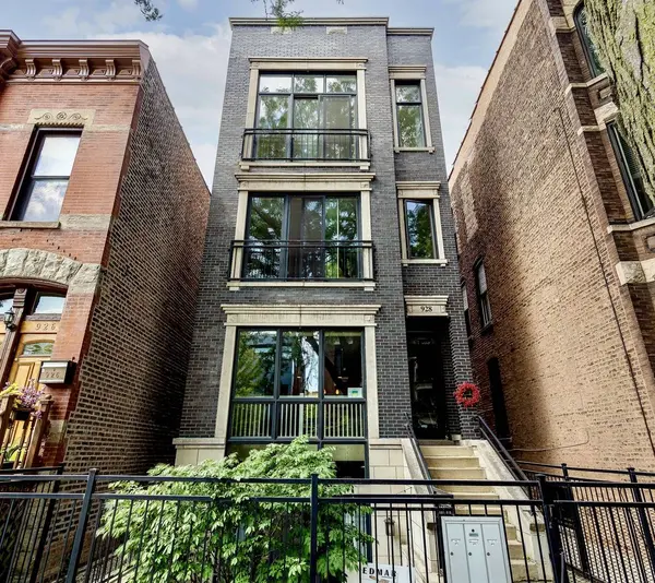 928 N Wolcott AVE #3, Chicago, IL 60622