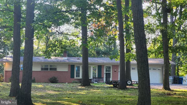 3730 LAUREL LN, York, PA 17402