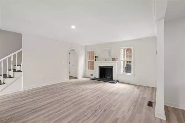 1375 Wenlock Edge CV, Stone Mountain, GA 30083