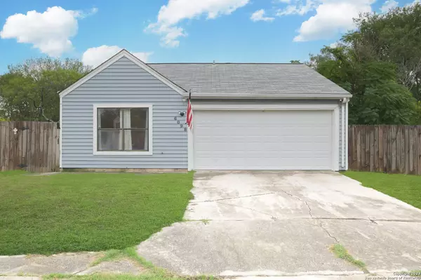 6098 GLACIER SUN DR, San Antonio, TX 78244-1147