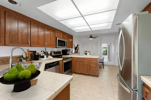 4884 Valdina Way, San Diego, CA 92124